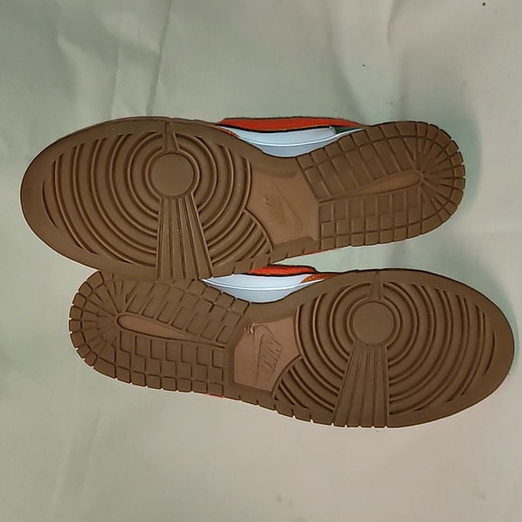 Nike Dunk Hi Retro University. Men's size 13. W/ original box. - Picture 8 of 16